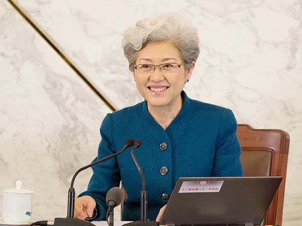全国人大会议发言人傅莹