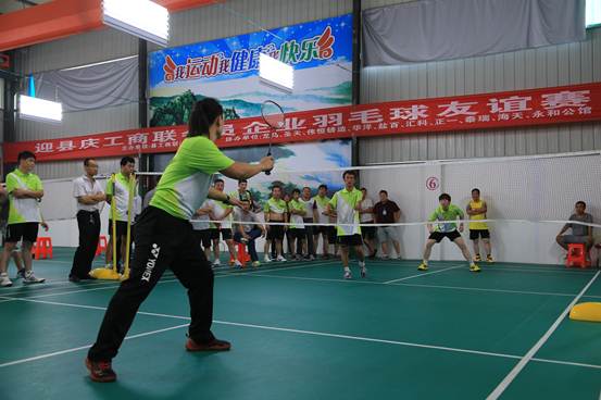 孟村组织举办魅力孟村、轻羽飞扬羽毛球友谊